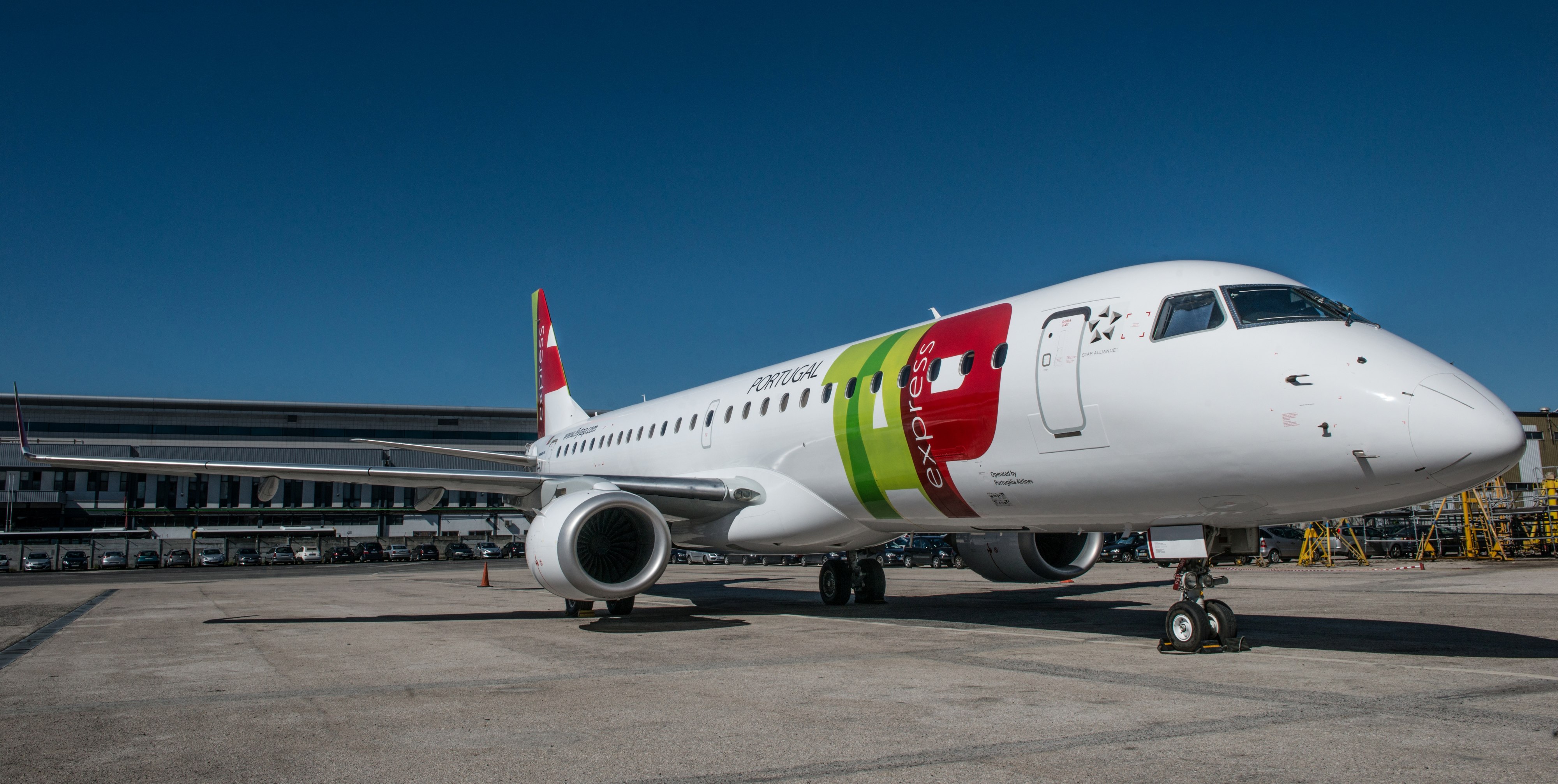Embraer e Portugália Airlines assinam acordo do Pool Program para frota de E-Jets
